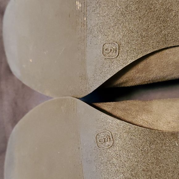 Old Navy tan suede boots, size 9 - Picture 9 of 11